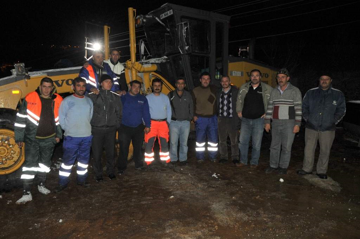 Başiskele\'de Kar Yağışı Ulaşımı Aksatmadı