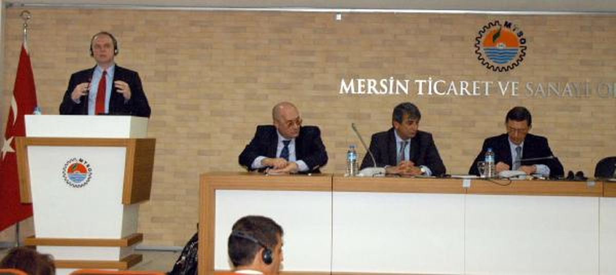 Çevreciler, Nükleer Santral Bilgilendirme Toplantısını Protesto Etti