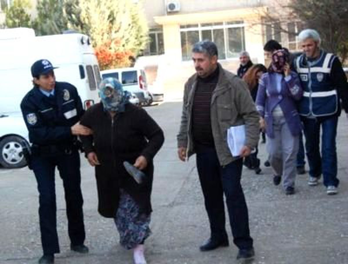 Fıkra Gibi Hırsızlık