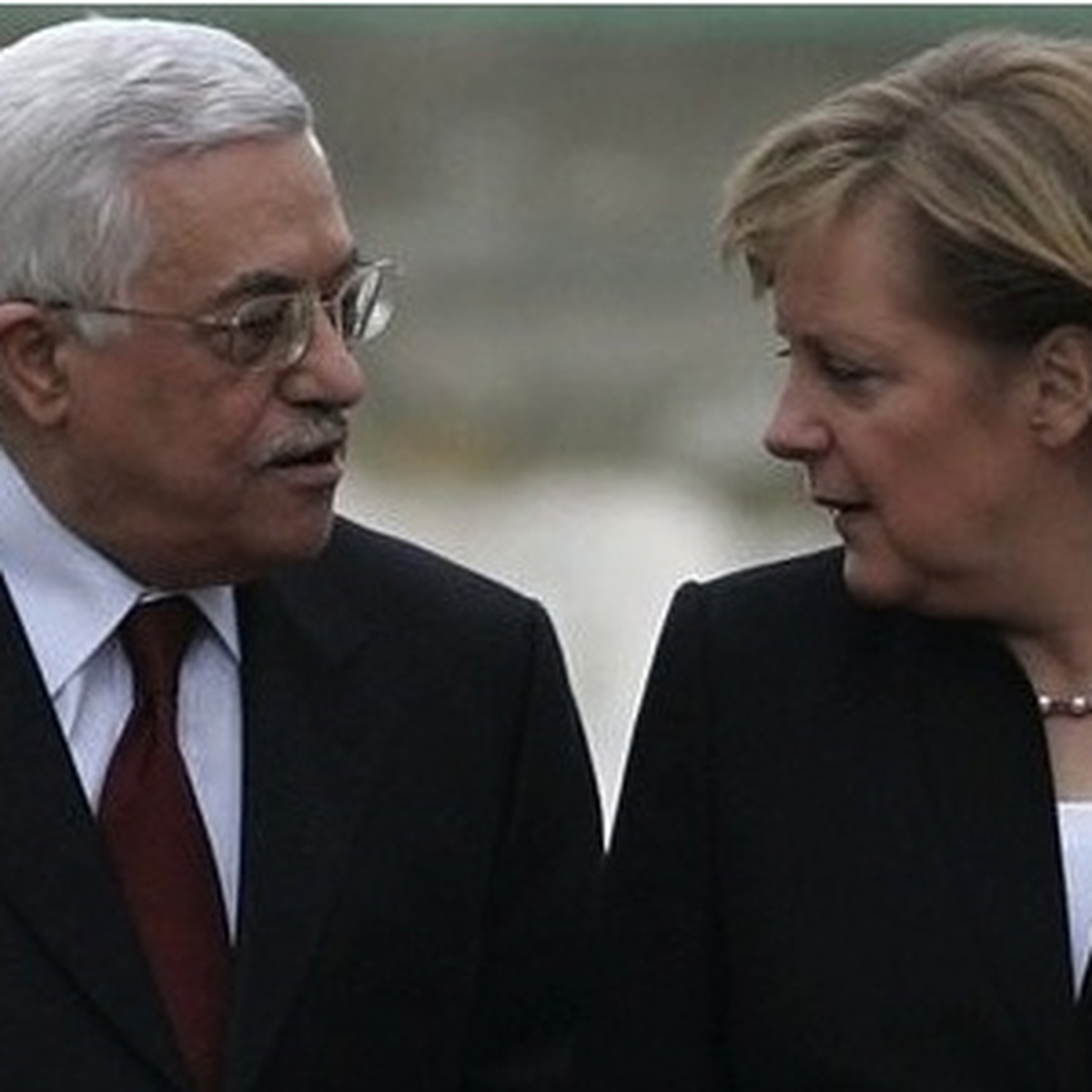 Filistin Lideri Abbas, Başbakan Merkel ile Görüştü