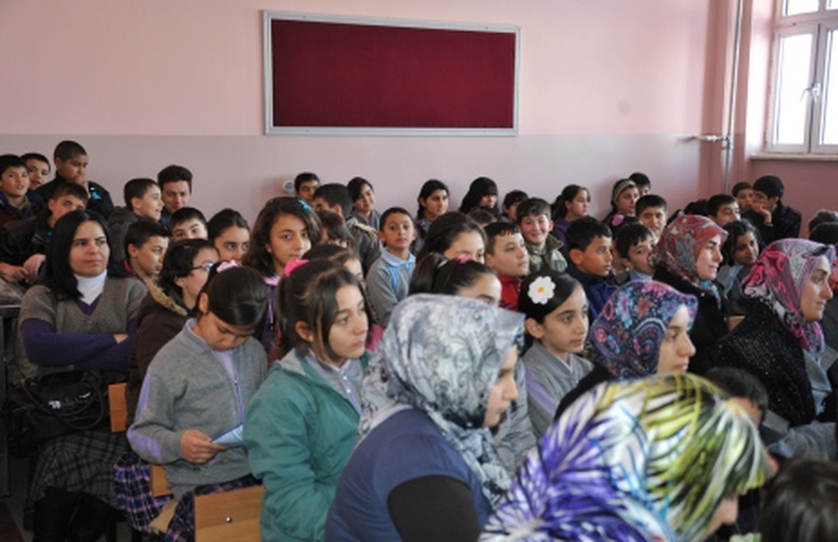 Geri Dönüşüm Bilgilendirme Eğitimleri Devam Ediyor