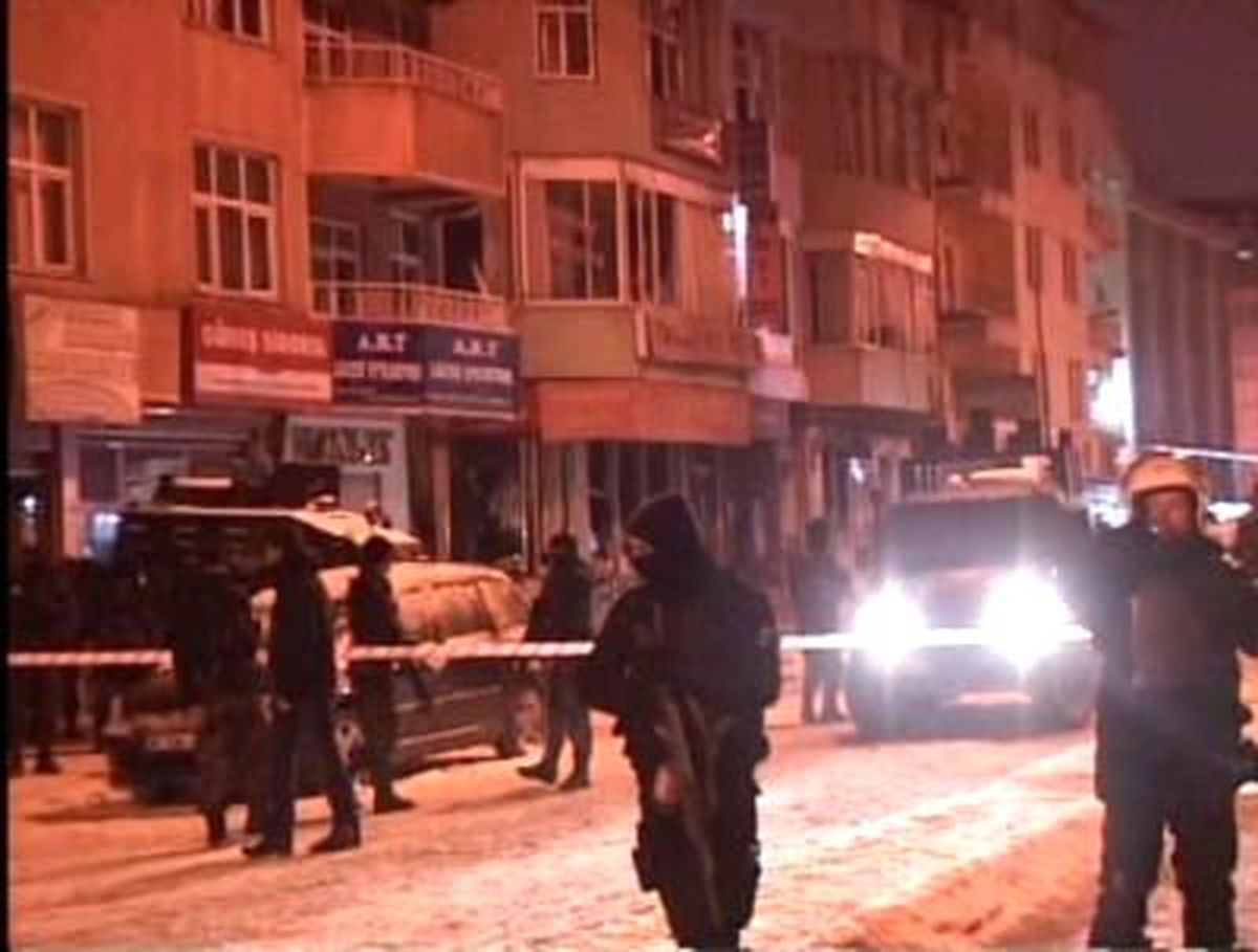 Hakkari\'de Patlama: Yaralılar Var