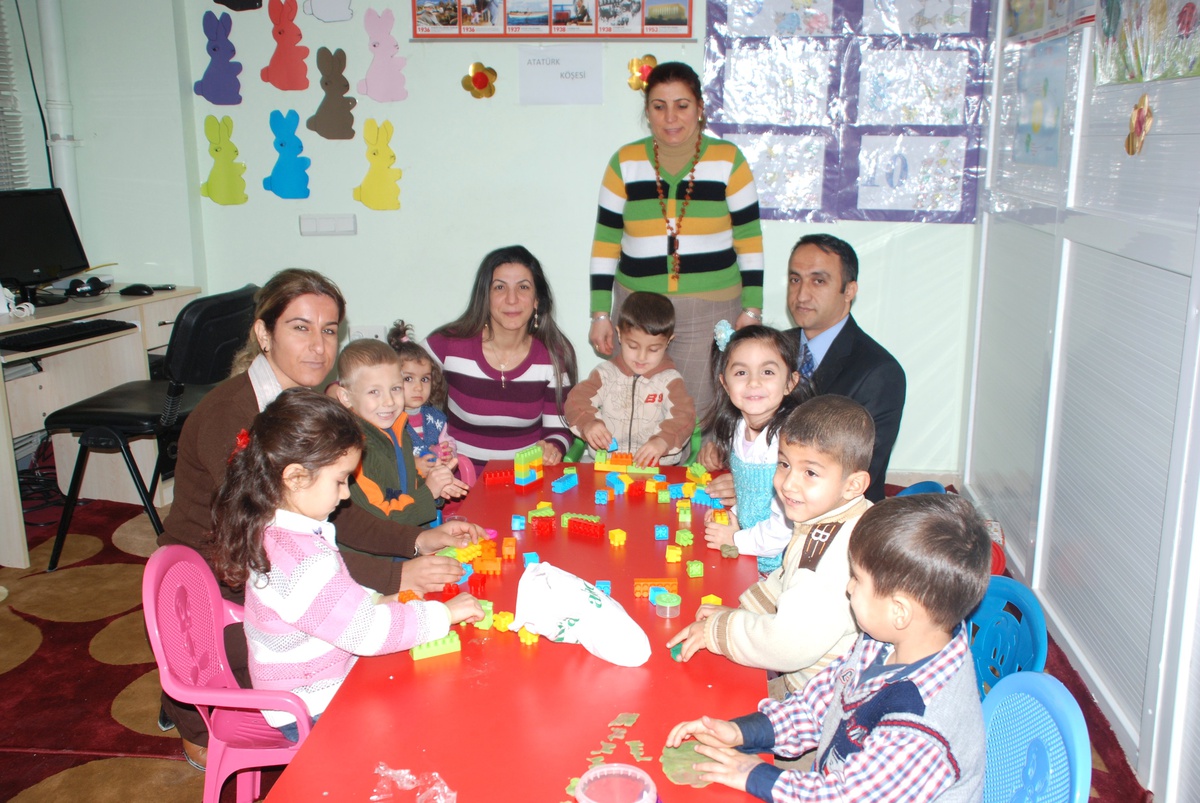Hani\'de İlk Kez Çocuk Bakım ve Oyun Odası Açıldı