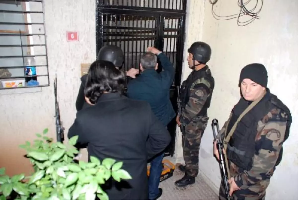Hatay, Adana ve Gaziantep\'te \'Torbacı\' Operasyonu: 15 Gözaltı