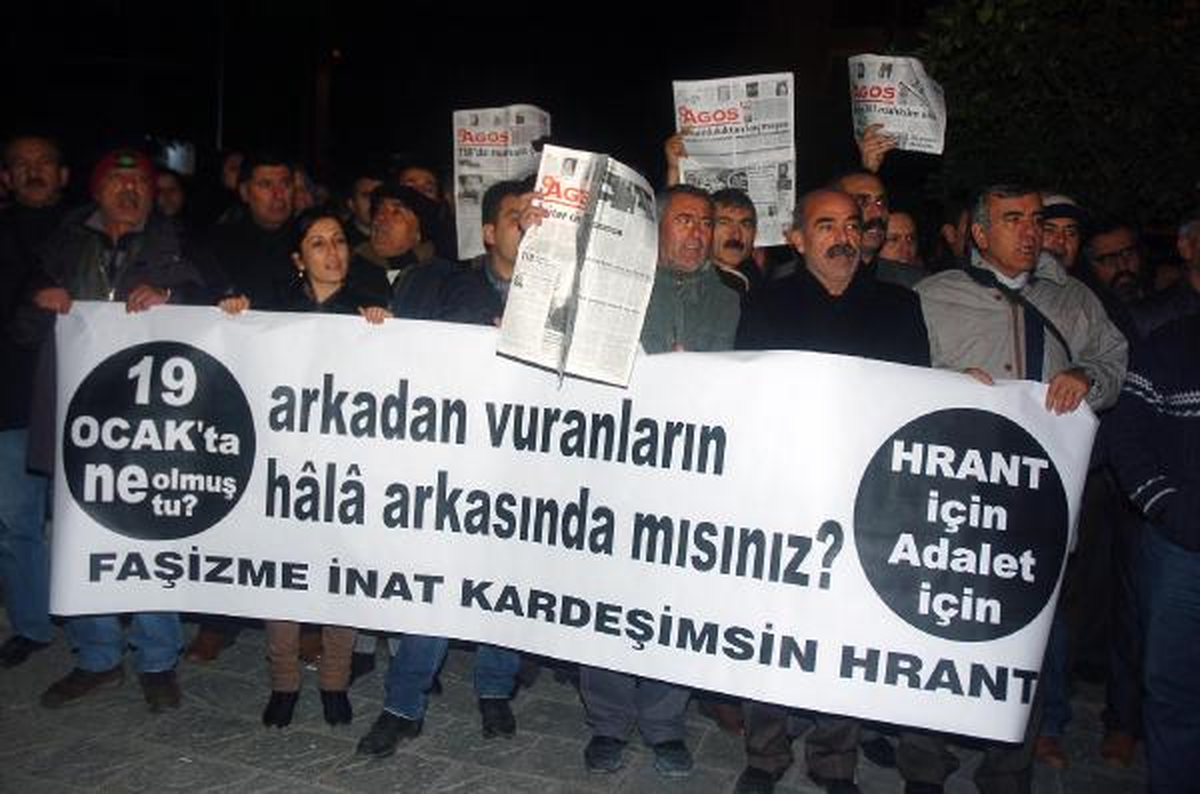 Hrant Dink, Yırtık Pankartla Anıldı