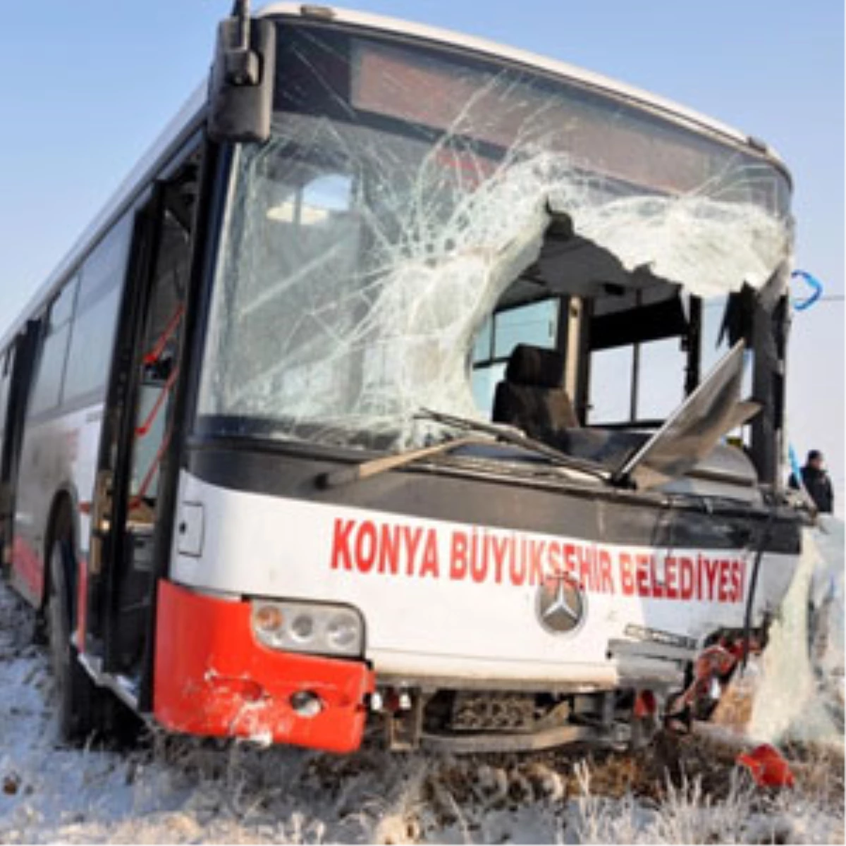 İşçi Servisi Otobüsle Çarpıştı: 5 Ölü