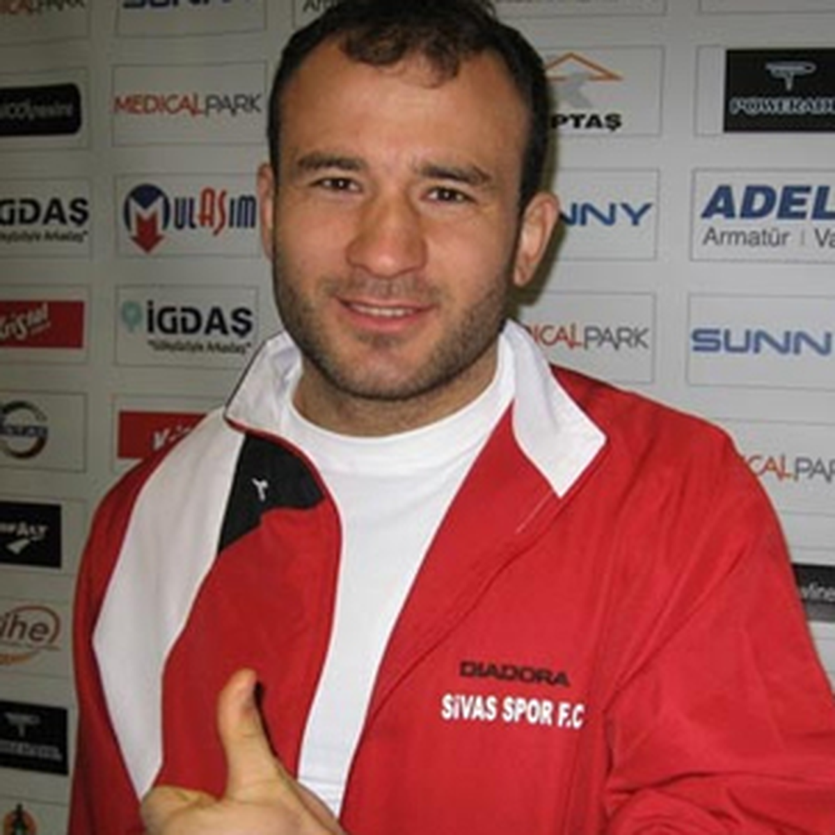 Karabükspor Mehmet Yıldız\'ı Bekliyor