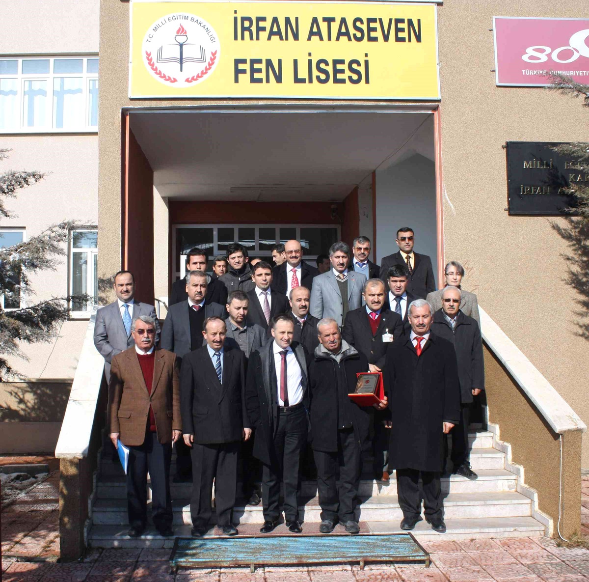 Karamanlı İrfan Öğretmenin İsmi Fen Lisesi'nde Yaşatılacak