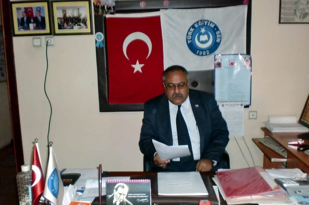 Kars\'ta Öğretmene Saldırıya Kınama