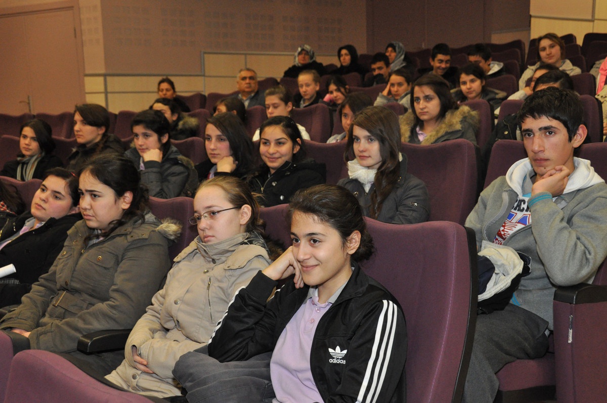 Kartepe'de Ergen Psikolojisi Anlatıldı