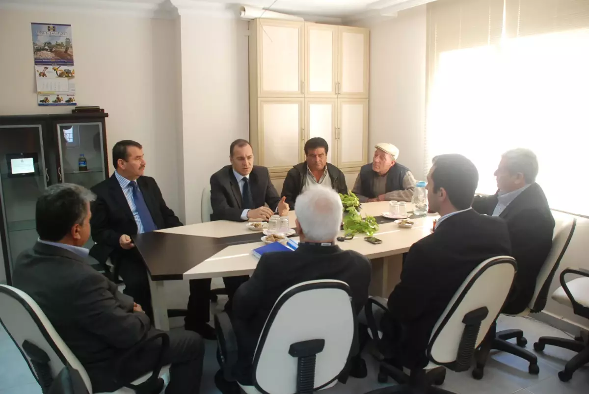 Kaymakam Emiroğlu\'ndan Didim Ziraat Odası\'na Ziyaret
