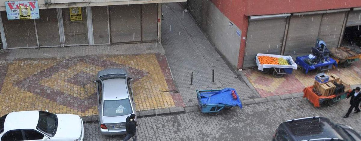 Şanlıurfa\'ya Yılın İlk Karı Yağdı