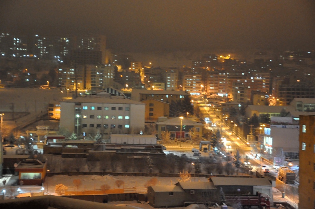 Siirt'te Kar Yağışı Hayatı Olumsuz Etkiledi