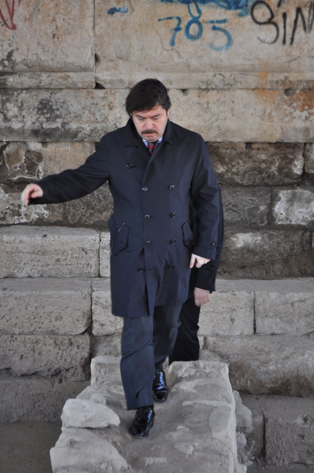 Vali Şahin, Kral Mezarı'nda İncelemelerde Bulundu