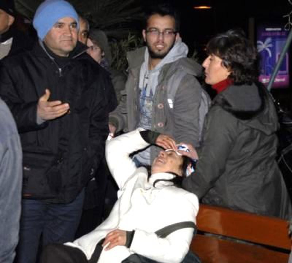 Antalya\'da Hrant Yürüyüşüne Taşlı Saldırı
