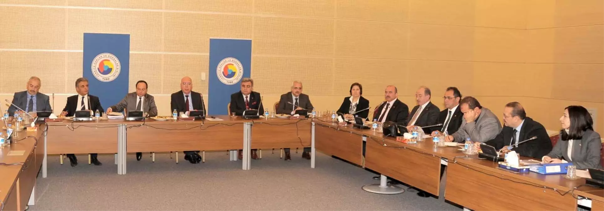 AYTO Başkanı Dokuzlu, TOBB'da Vergi Komisyonu Toplantısına Katıldı