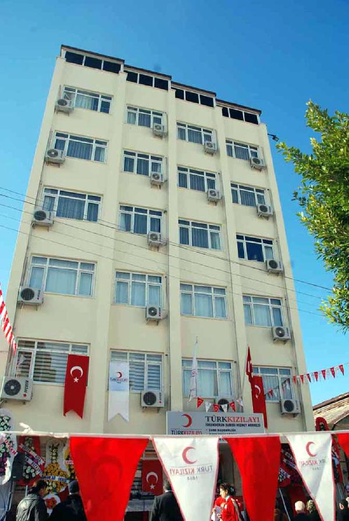 Depremzedelerin Kalacağı, Kızılay İskenderun Hizmet Merkezi Açıldı