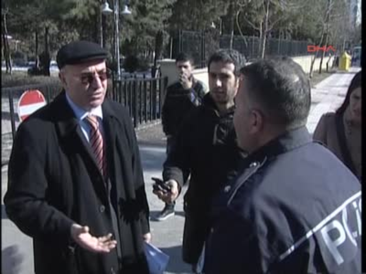 Diyarbakır1kcktm Davasında, CHP'li Vekil Asker ve Polisle Tartıştı