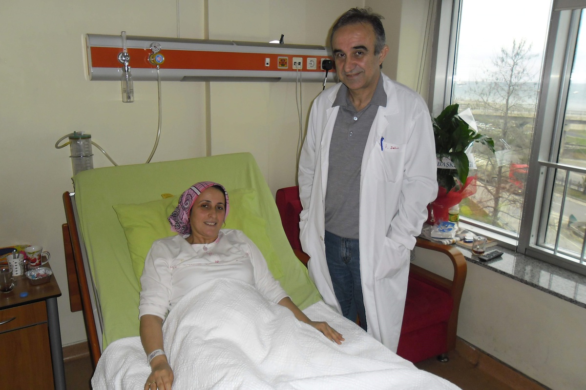 Doğuştan Kalça Çıkığı Bulunan Hastaya 40 Yıl Sonra Müdahale