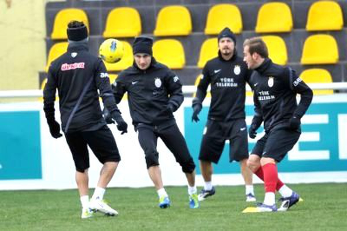 Galatasaray'da Eskişehirspor Mesaisi Sürüyor