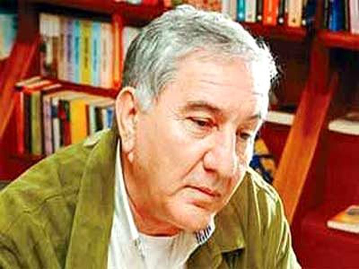 Heykel Sergisini Sesiyle Tanıttı!