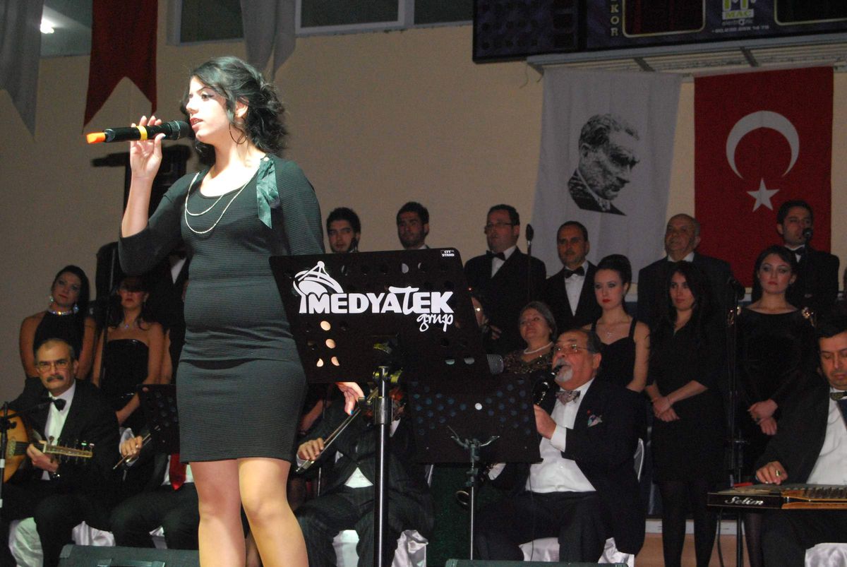 Kula'da Türk Sanat Müziği Konseri