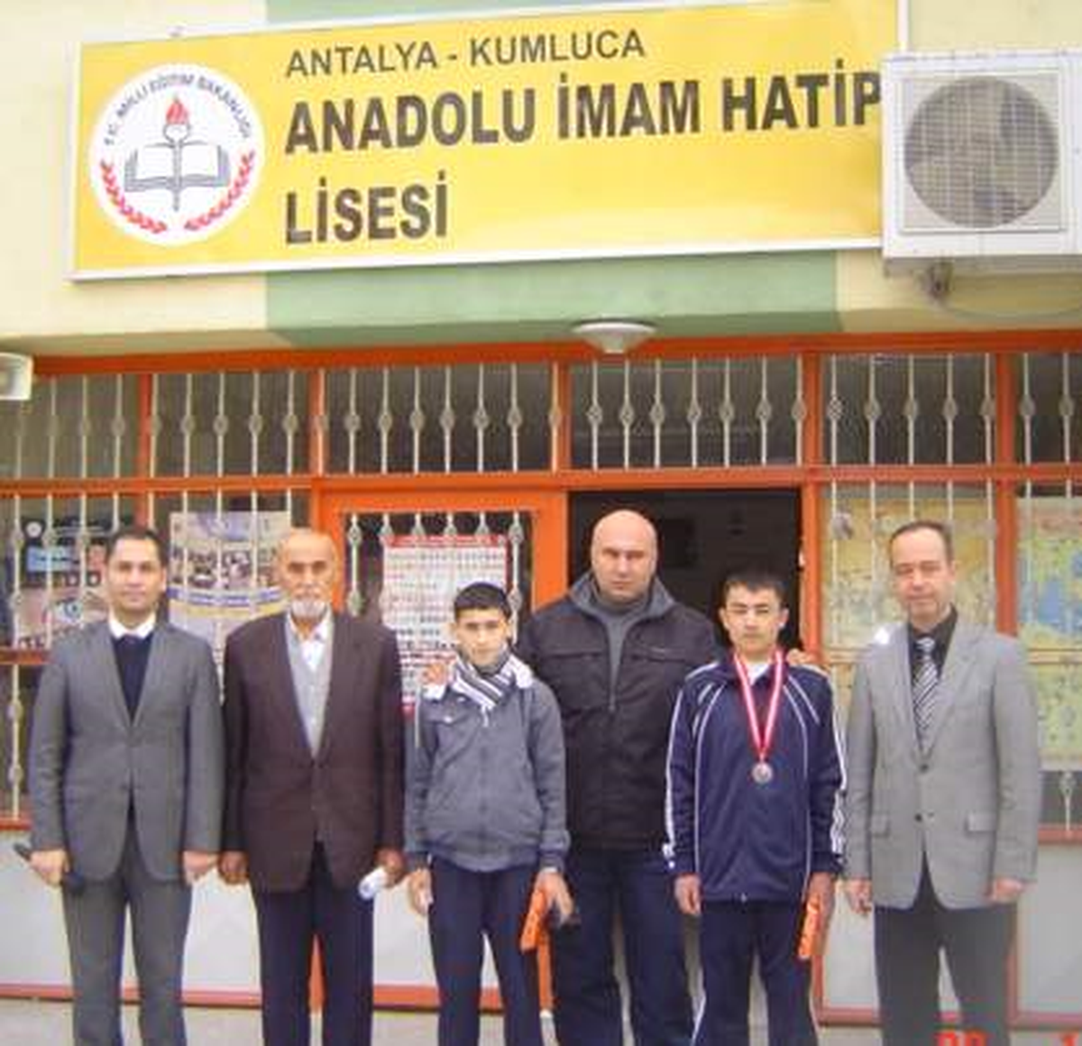 Kumluca Anadolu İmam Hatip Lisesi\'nin Spor Başarısı
