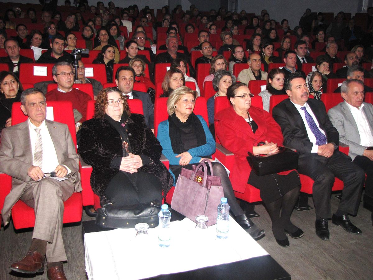 Manisa\'da Musiki Konseri Mest Etti