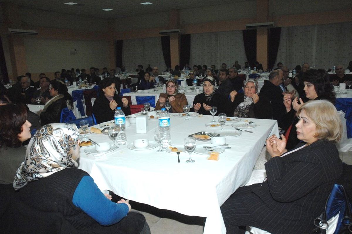MHP Ceyhan'da Birlik Beraberlik Yemeği