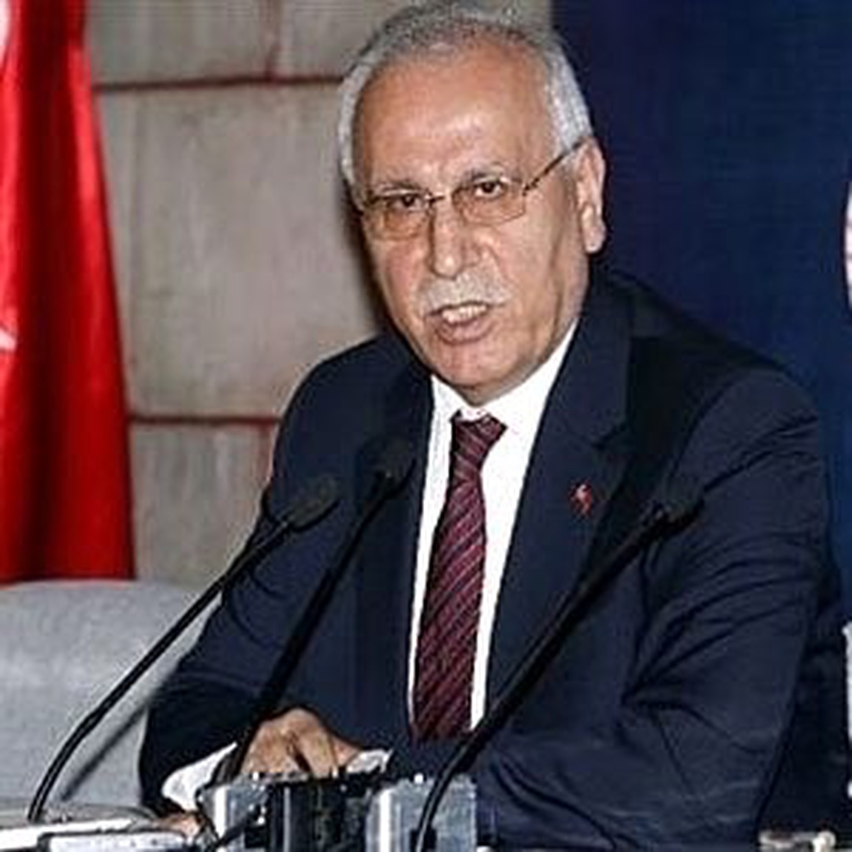 MHP\'li Şandır: Anayasa Mahkemesi\'ne Götürülmesi Doğru Olacaktır