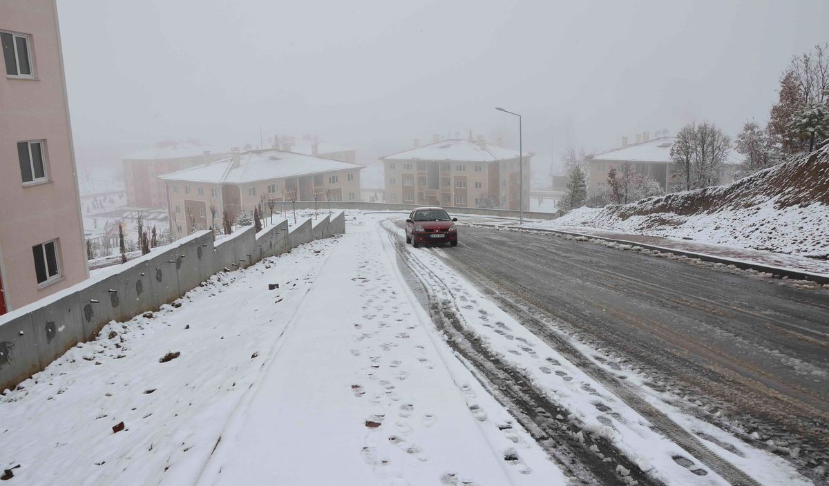 Soğuğa Aldırmayan Şanslı İlçe: Simav