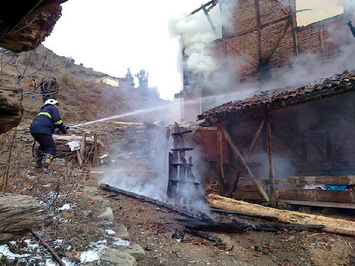Tüp Patladı 2'si Ağır 5 Kişi Yaralandı