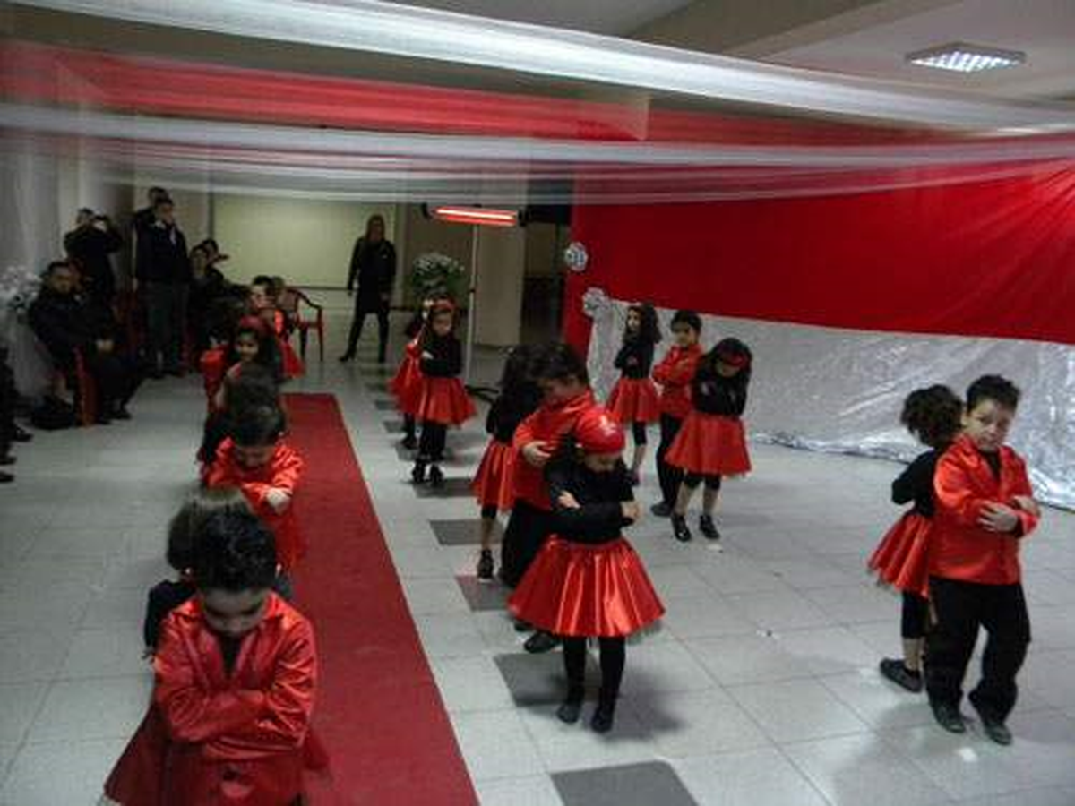 Ülkemli Öğrencilerin Yıl Sonu Gösterisi
