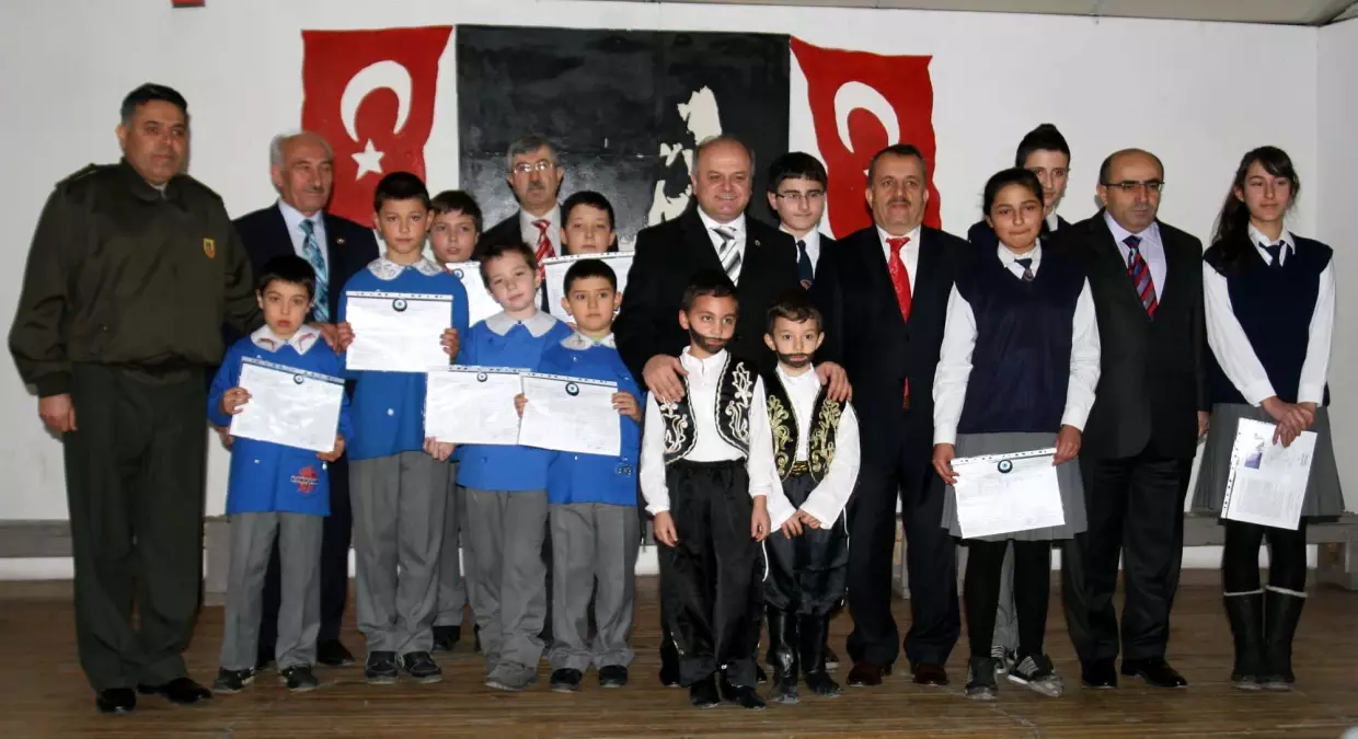 Uşak'ta 60 Bin Öğrenci Karne Aldı