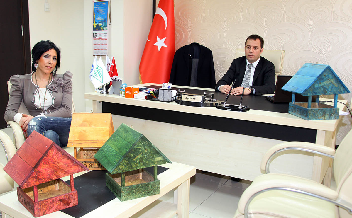 Veteriner Müdürü Sayın Doğa Hayvanlarla Daha Güzel

