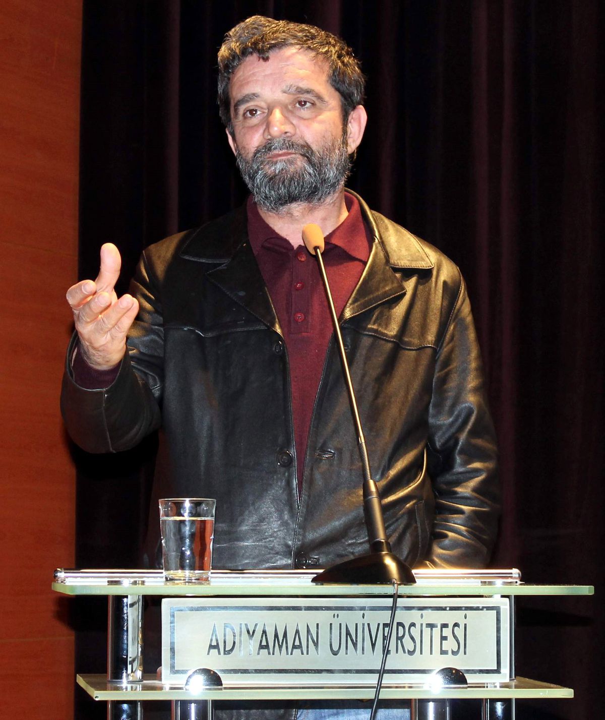 Adıyaman'da, 'Yeni Anayasa' Konulu Konferans Düzenlendi