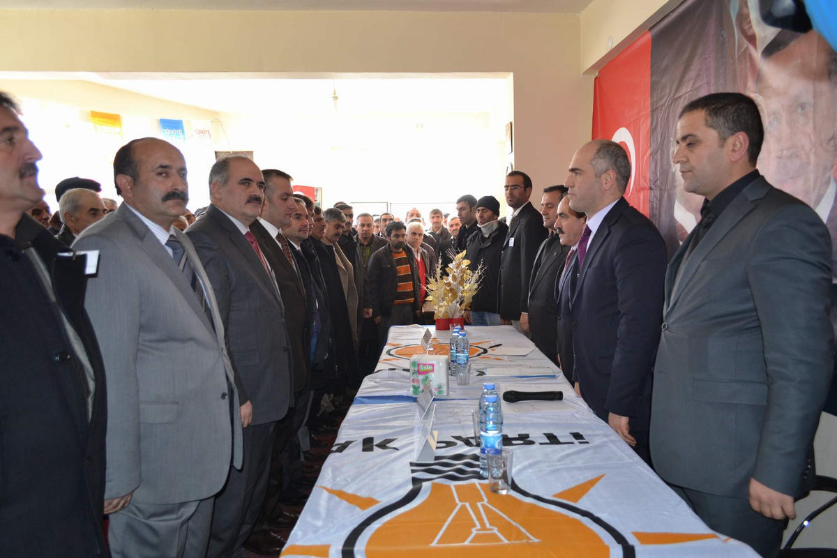 AK Parti Şenkaya İlçe Kongresi Yapıldı