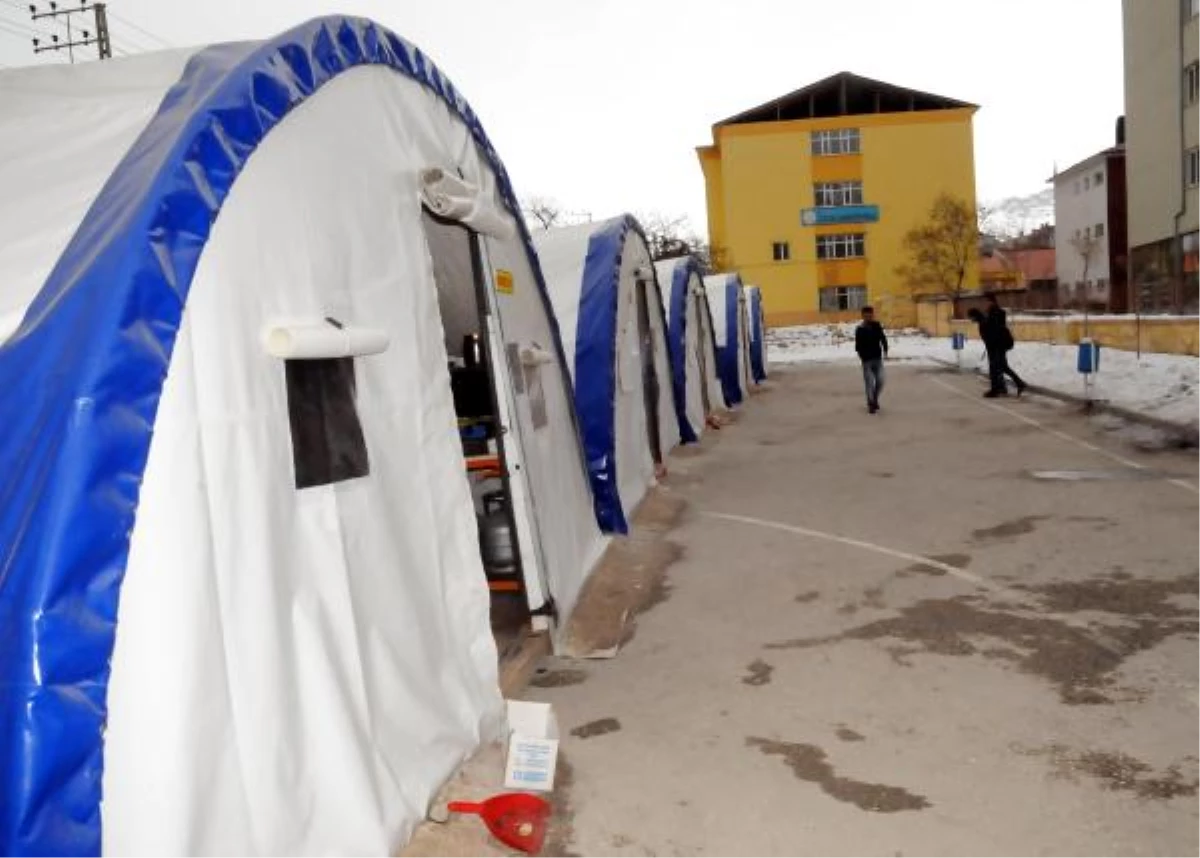 "Alternatif Eğitim Çadırları" Kapatıldı