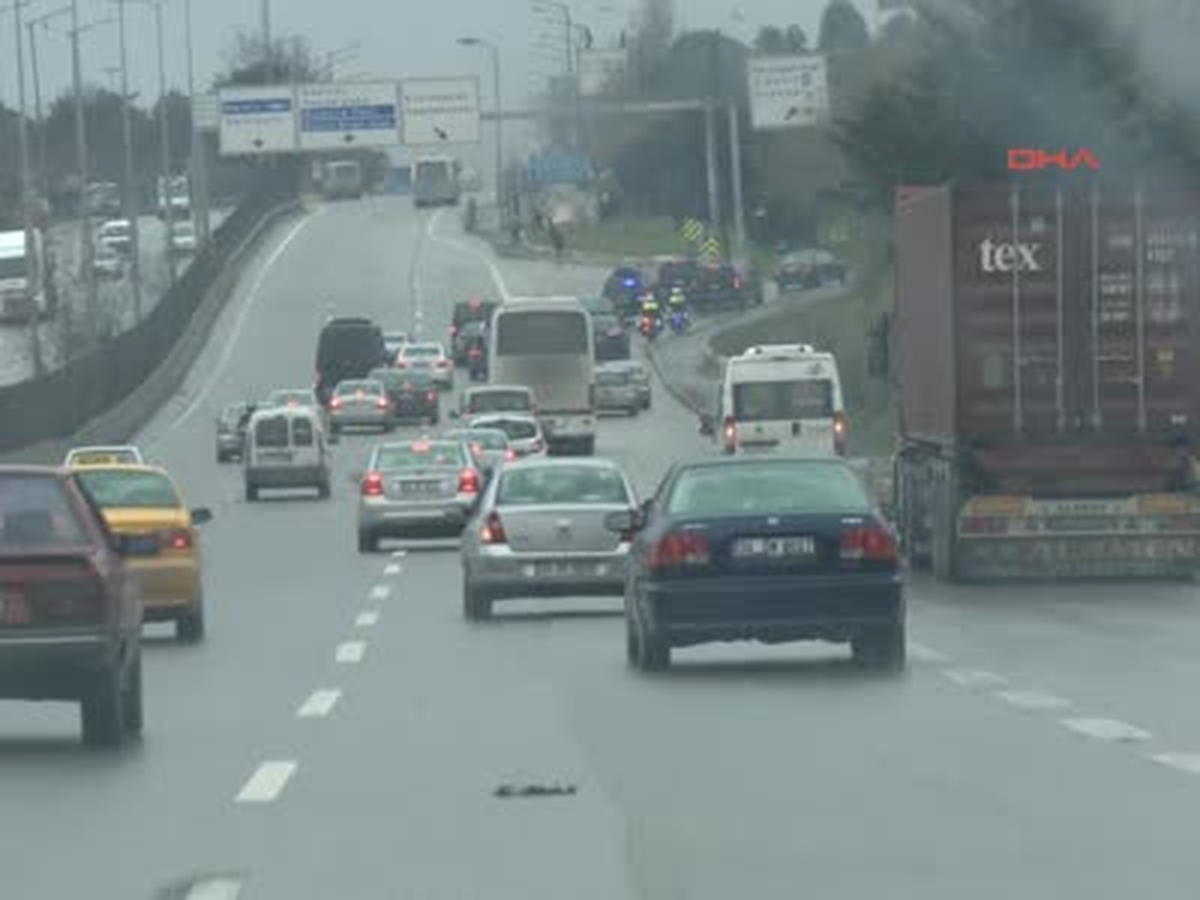Başbakan Erdoğan'dan Mezarlık ve Hastane Ziyareti
