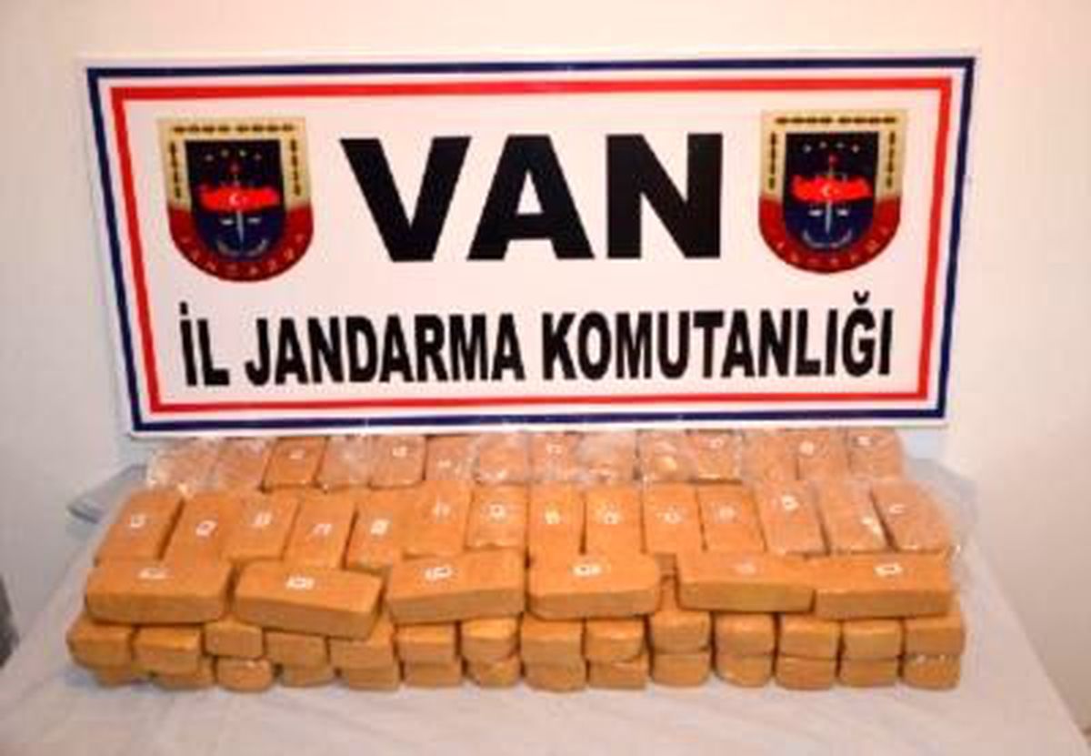 Başkale'de Uyuşturucu Operasyonu