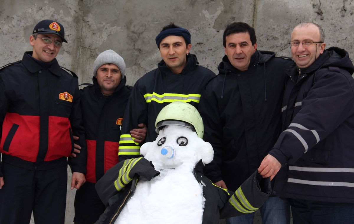 Bu da Kardan İtfaiye Eri