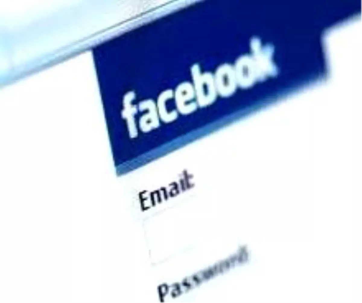 Facebook\'un Gizemli Alan Adı!