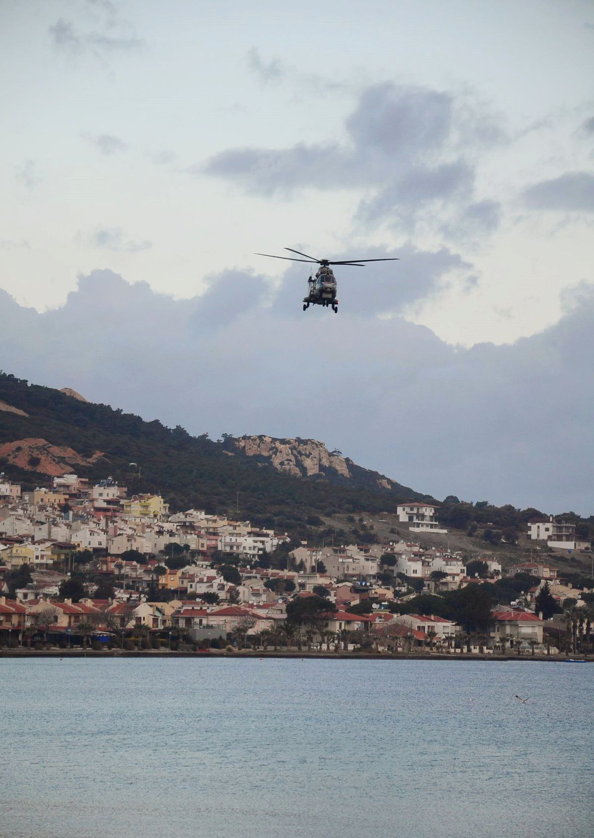 Foça\'da Kurtarma Çalışmalarına Ara Verildi