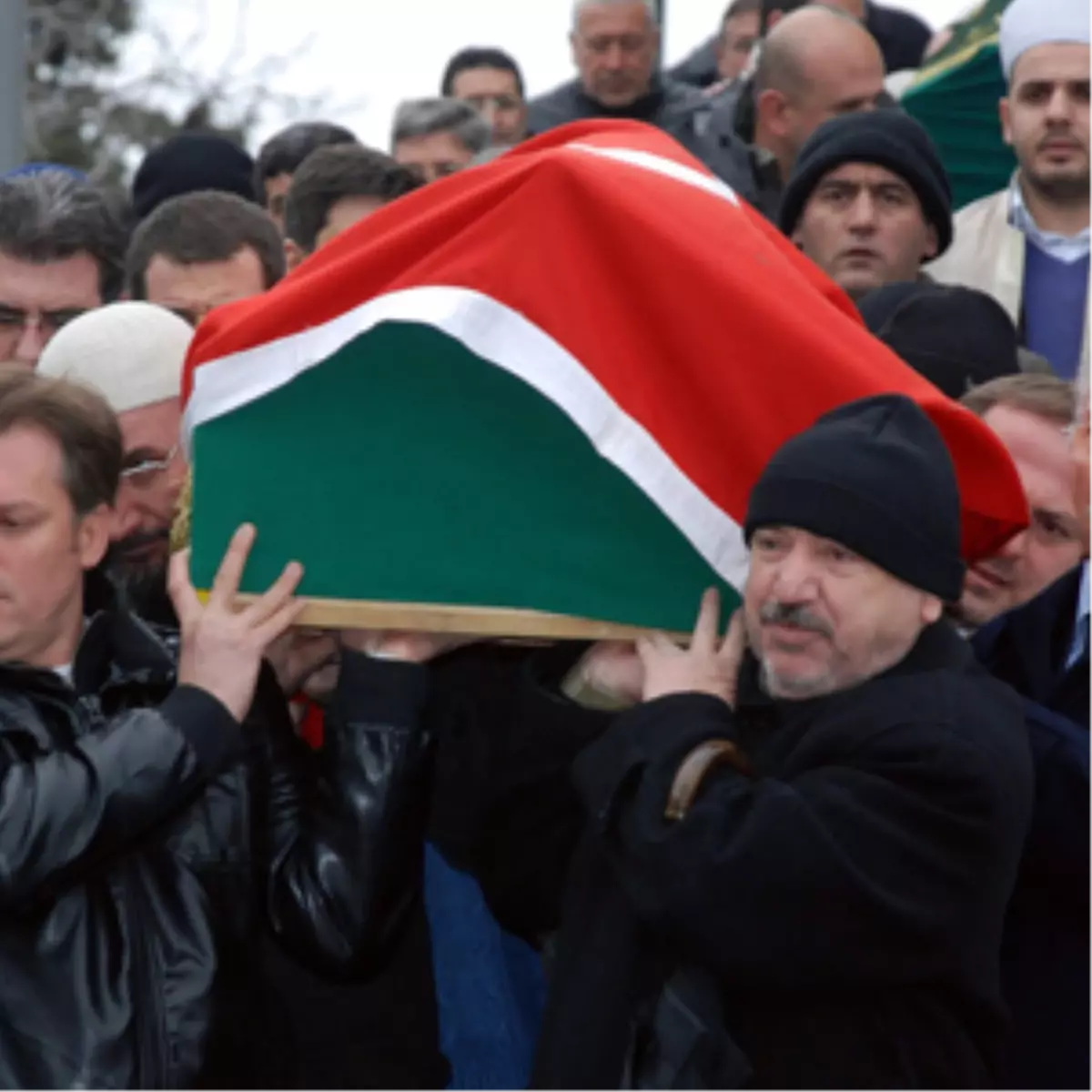 Gazeteci İsmet Taşkurt Uğurlandı