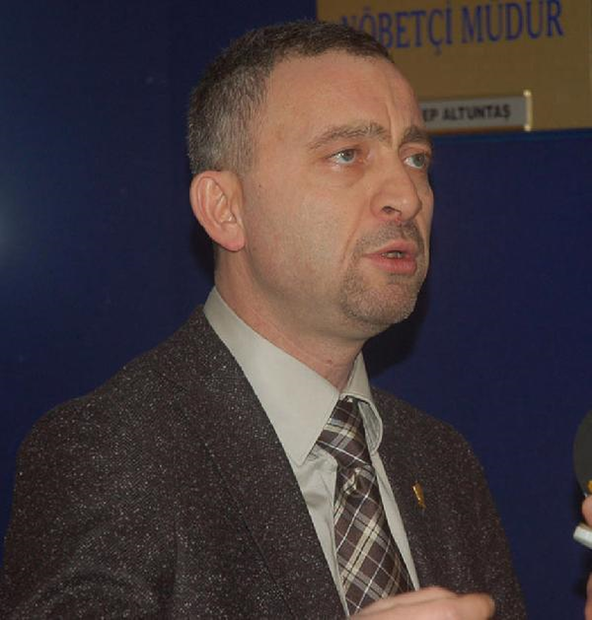Kocasakal: "Gül ve Erdoğan Suç İşliyor"