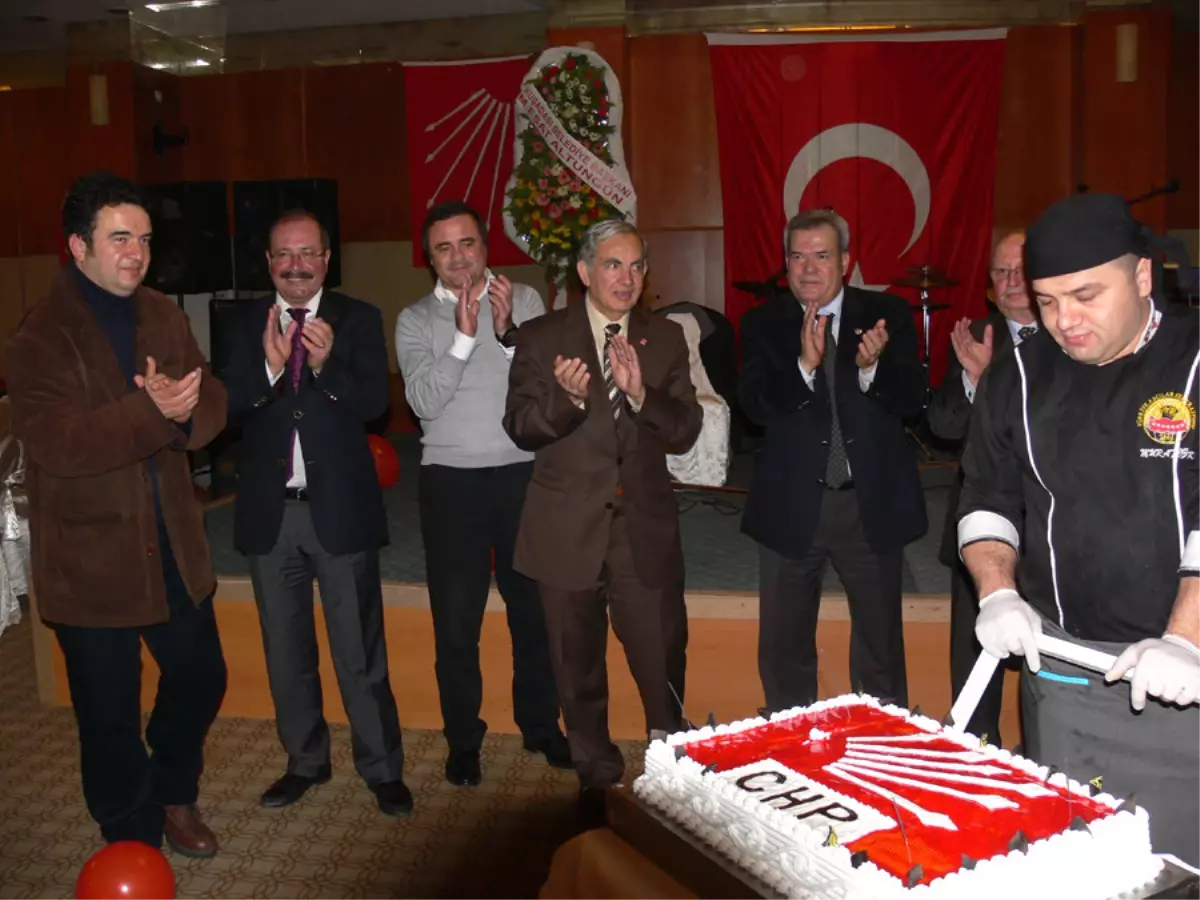 Kongre Sürecine Giren Söke CHP\'de Coşkulu Dayanışma Gecesi