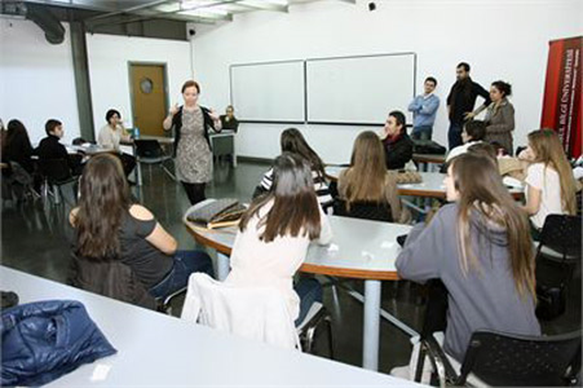 Oyun Teorisi ile Ekonomi Bilimini Öğretiliyor
