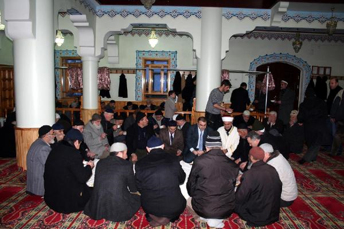 Sabah Namazı Sonrası Camide Çorba İkramı