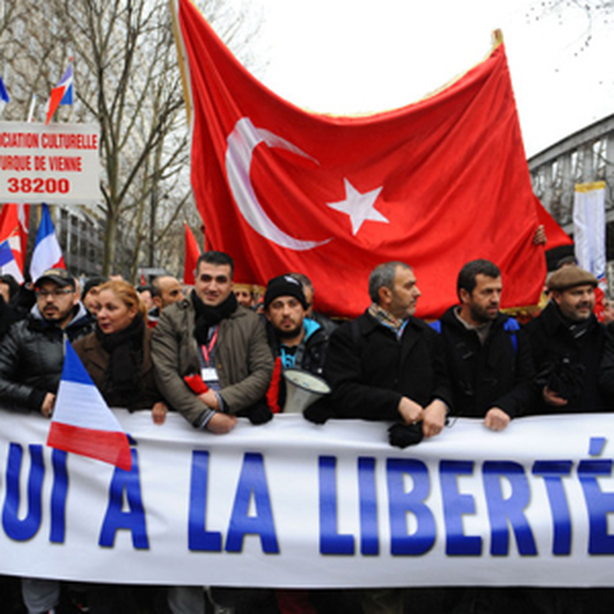 Türkler, Paris Sokaklarında