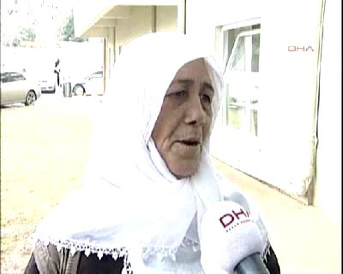 Vanlı Depremzede Çocukların Tek İsteği Van\'a Dönmek
